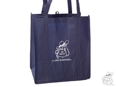 Dunkelblaue Autohof Berg Einkaufstasche aus Vliesstoff mit weiem LKW-Zubehr Bren-Logo und "A9 Exit 31" Aufdruck.