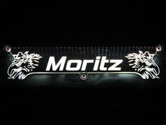 LED-beleuchtetes Namensschild aus klarem Acryl mit wei leuchtendem Namen 