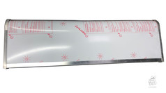 Leuchtkasten mit silbernem Aluminiumgehuse und weier Schutzfolie, beschriftet mit 