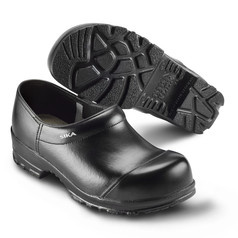 Schwarzer SIKA Flex Clog, geschlossen, aus Leder mit Zehenschutzkappe und rutschhemmender PU-Laufsohle.