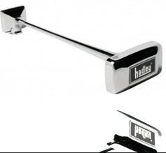 Ein glnzendes Hadley Lufthorn aus Chrom mit rechteckiger Dse und Montagefu.