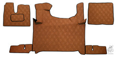 Braunes, 3-teiliges Bodenset fr LKW mit Rautensteppung, bestehend aus Fumatten und Tunnel.