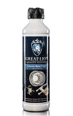 Weie Produktflasche Great Lion Extreme Metal Polish mit schwarzem Deckel. Das Etikett zeigt glnzende Metallteile.