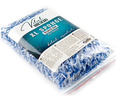 Blauer und weier XL Mikrofaser-Schwamm mit langen Fasern in transparenter Verpackung.