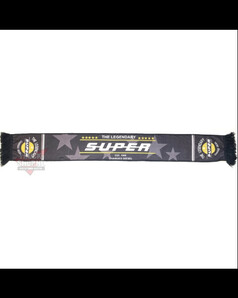 Schwarzer Trucker Schal mit gelben Sternen und dem Schriftzug 