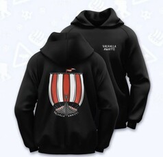 Schwarzer Hoodie mit "Valhalla Awaits!" Schriftzug auf der Brust und Wikingerschiff-Motiv mit Schriftzug auf dem Rcken.