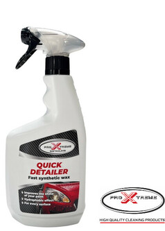 Weie Sprhflasche Pro Xtreme Quick Detailer, ein schnelles synthetisches Wachs fr die Fahrzeugpflege.