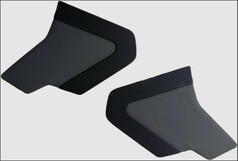 Ein Paar Trverkleidung in der Farbe grau (Innen) und schwarz (Auenkante).