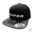 Schwarze Snapback Cap mit weiem 